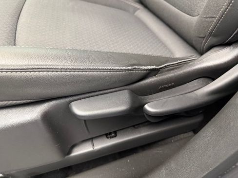 Used 2024 Buick Encore GX Preferred FWD image 58
