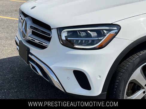 Used 2022 Mercedes-Benz GLC 300 4MATIC w/ Premium Package Lite image 10