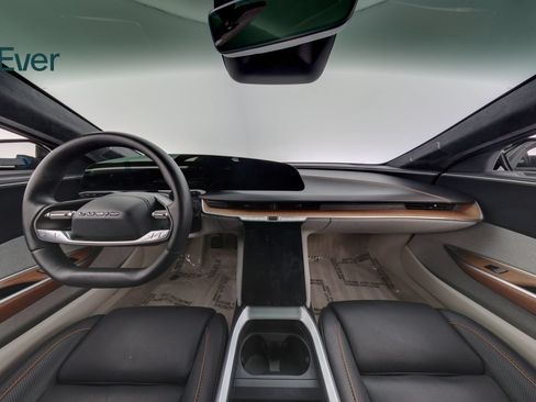 Used 2023 Lucid Air Touring AWD/4WD image 26