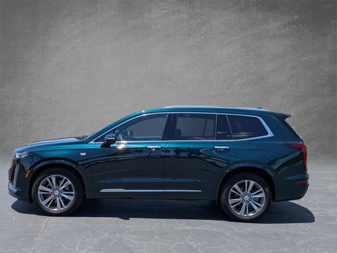 Used 2024 Cadillac XT6 Premium Luxury AWD/4WD image 3