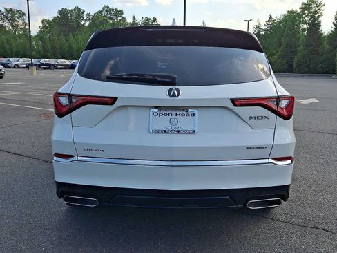 Certified 2023 Acura MDX SH-AWD image 5