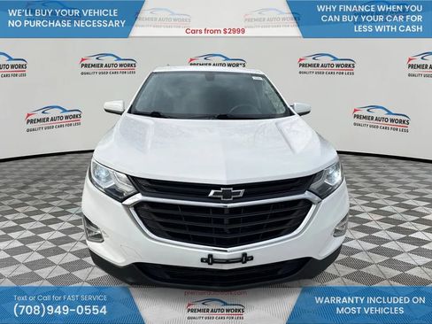 Used 2018 Chevrolet Equinox LT image 2