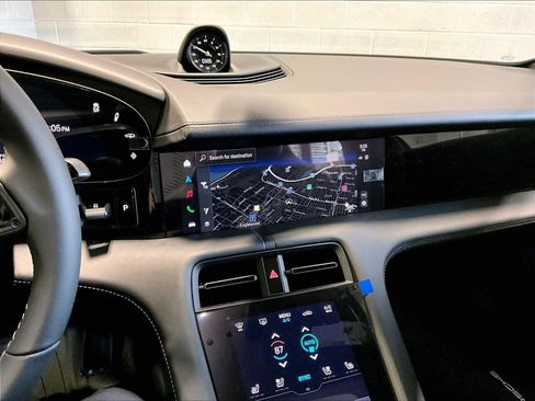 New 2026 Porsche Taycan GTS image 9