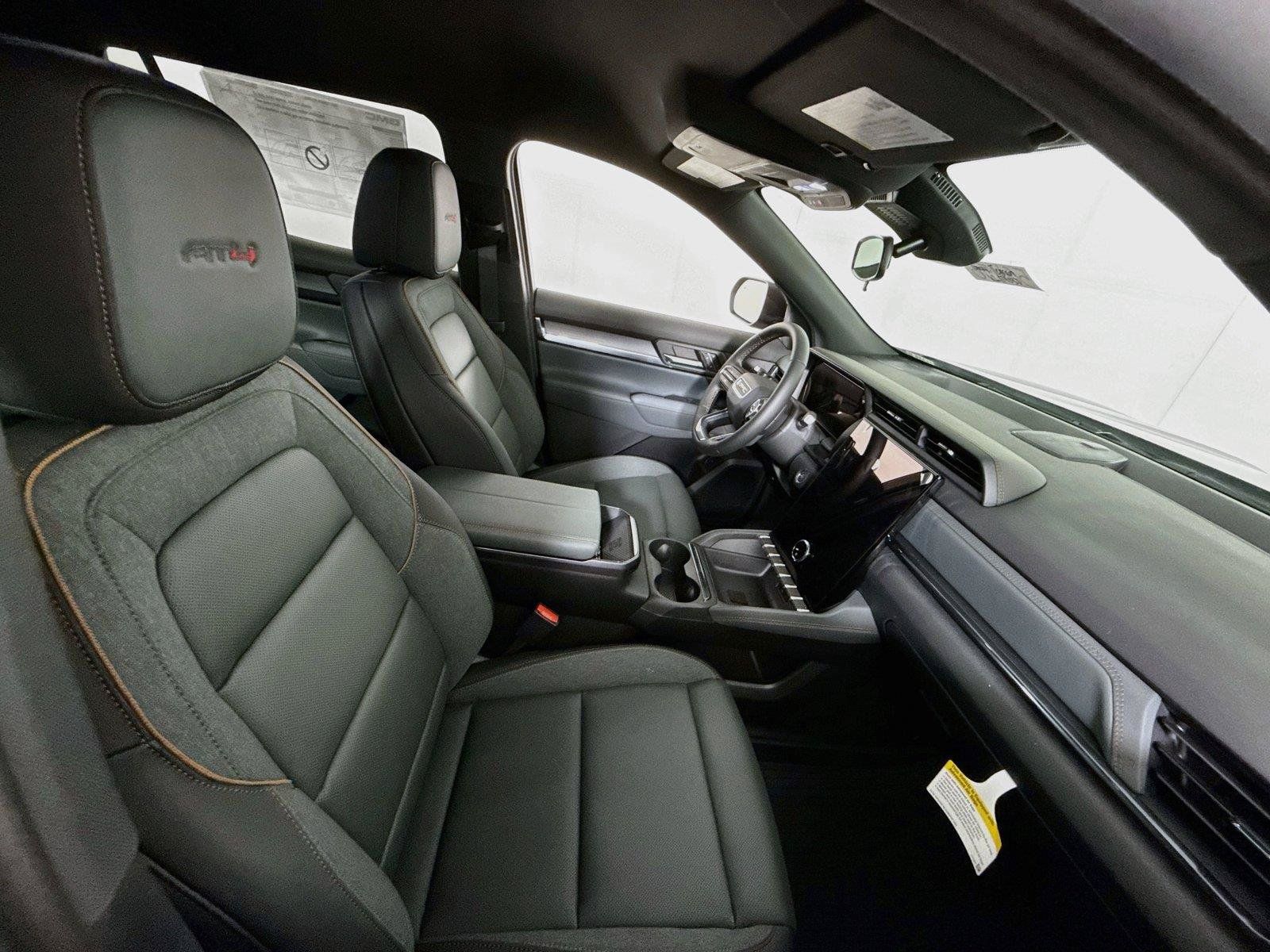 New 2027 GMC Terrain AT4 w/ Convenience Package III AWD/4WD image 21
