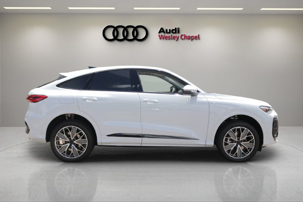 New 2026 Audi Q5 Premium Plus AWD/4WD image 6