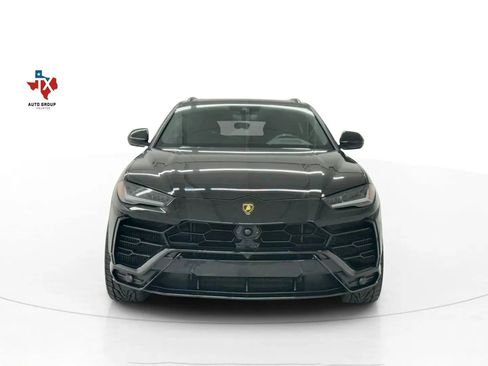 Used 2021 Lamborghini Urus image 4
