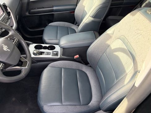 Used 2023 Ford Bronco Sport Outer Banks w/ Tech Package AWD/4WD image 5