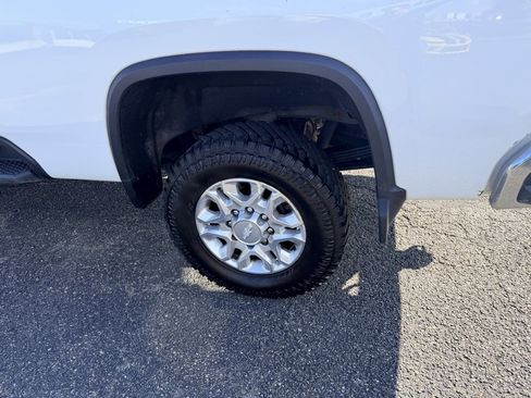 Used 2020 Chevrolet Silverado 2500 LTZ w/ Snow Plow Prep/Camper Package image 10