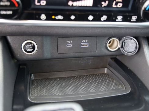 Used 2022 Nissan Rogue SV w/ SV Premium Package FWD image 21