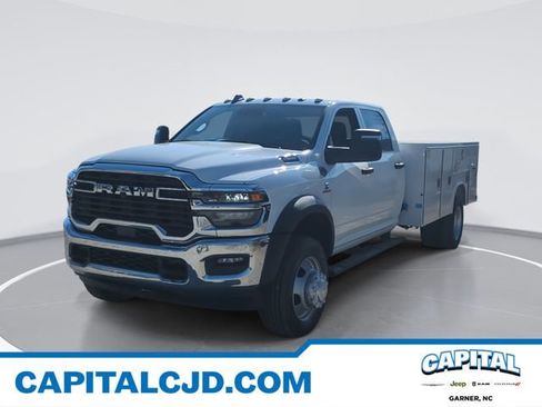 New 2026 RAM 5500 Tradesman w/ Chrome Appearance Group image 1