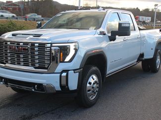 New 2026 GMC Sierra 3500 Denali w/ Denali Reserve Package video 3