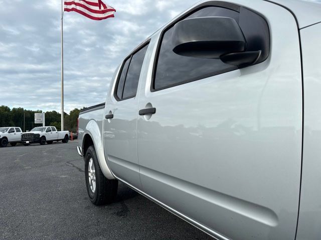 Used 2014 Nissan Frontier SV RWD image 7