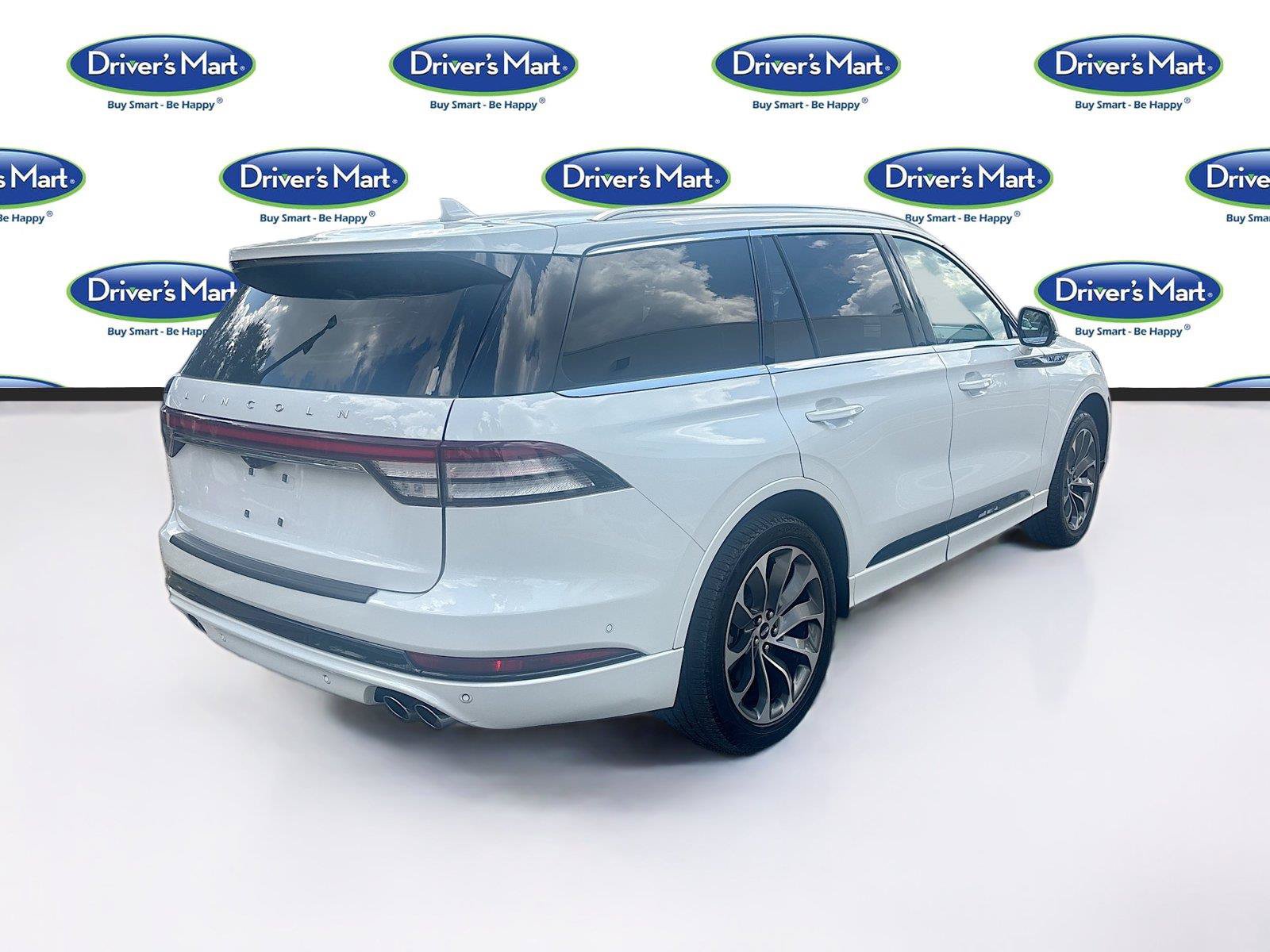 Used 2022 Lincoln Aviator Grand Touring w/ Equipment Group 301A AWD/4WD image 7
