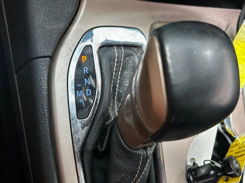 Used 2017 Jeep Grand Cherokee Limited image 14