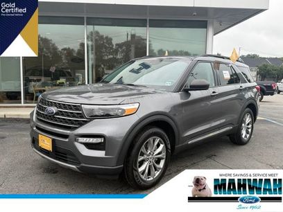 Certified 2023 Ford Explorer XLT w/ Equipment Group 202A