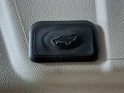 Used 2017 Buick Enclave Leather image 31