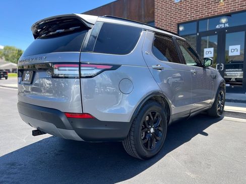 Used 2020 Land Rover Discovery SE AWD/4WD image 29