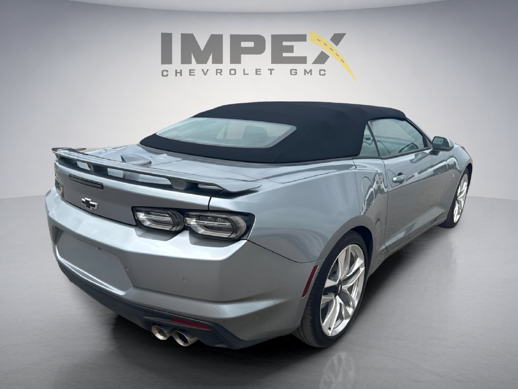 Used 2024 Chevrolet Camaro LT w/ RS Package RWD image 5