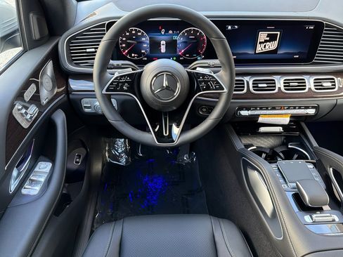 New 2026 Mercedes-Benz GLS 450 4MATIC image 13