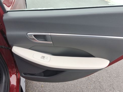 Used 2023 Hyundai Sonata SEL w/ Cargo Package image 23