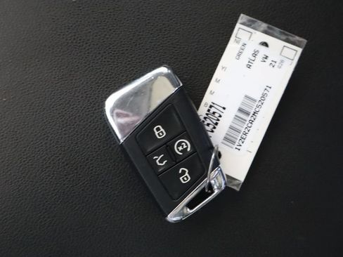 Used 2021 Volkswagen Atlas SEL FWD image 49