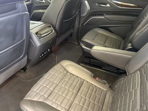 Certified 2024 Cadillac Escalade ESV Sport Platinum image 12