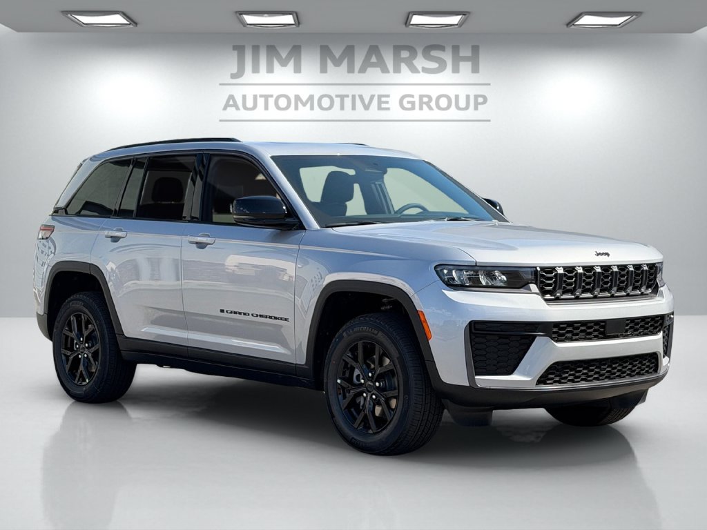 New 2026 Jeep Grand Cherokee Altitude AWD/4WD image 8
