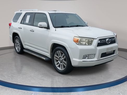 Used 2012 Toyota 4Runner Limited RWD image 3