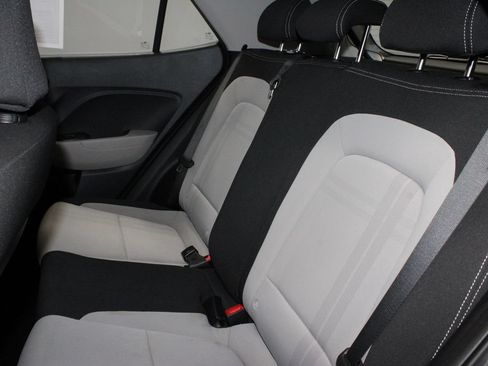 Used 2023 Hyundai Venue SEL FWD image 21