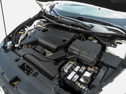 Used 2018 Nissan Altima 2.5 SV image 47