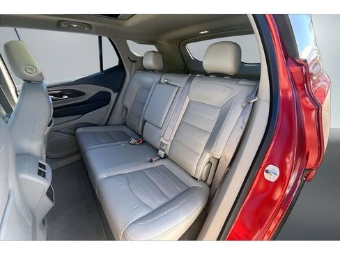 Used 2023 GMC Terrain Denali image 22