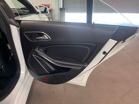 Used 2018 Mercedes-Benz CLA 250 image 15