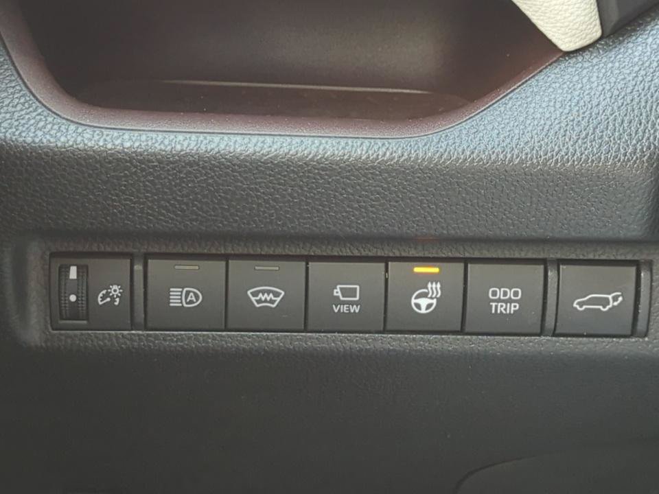 Used 2023 Toyota RAV4 Limited AWD/4WD image 34
