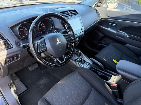 Used 2021 Mitsubishi Outlander Sport SE image 16