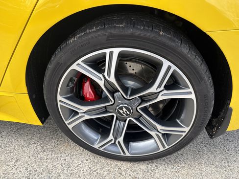 Used 2018 Kia Stinger GT w/ Limited Edition image 19