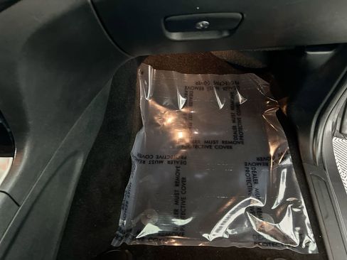 Used 2020 Jeep Grand Cherokee Laredo image 35