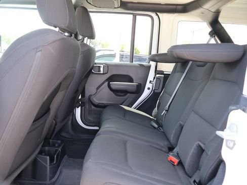 Used 2023 Jeep Wrangler Unlimited Sport AWD/4WD image 16
