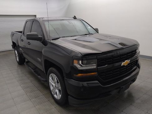 Used 2018 Chevrolet Silverado 1500 Custom w/ Texas Edition RWD image 13