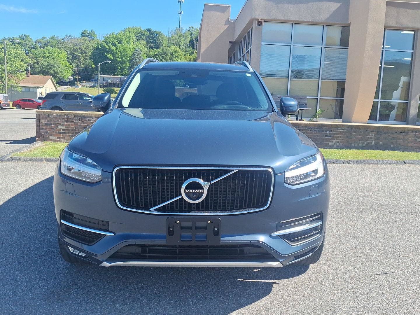 Used 2019 Volvo XC90 T6 Momentum AWD/4WD image 8