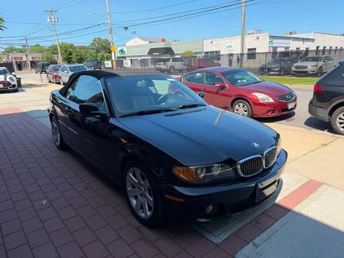 Used 2004 BMW 330Ci Convertible RWD image 2