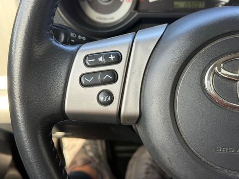 Used 2012 Toyota FJ Cruiser 4WD image 27