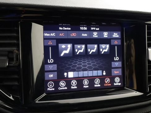 Used 2022 Dodge Durango SXT w/ Blacktop Package AWD/4WD image 32