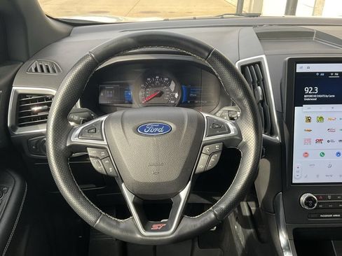 Used 2022 Ford Edge ST AWD/4WD image 12