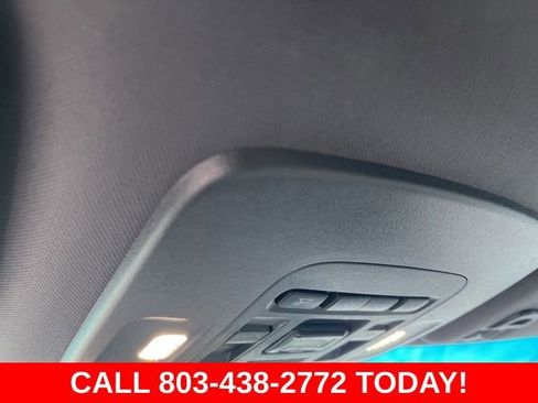 Used 2019 Toyota Avalon XSE w/ All Weather Liner Package image 31