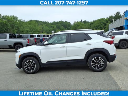 Used 2025 Chevrolet TrailBlazer LT AWD/4WD image 8