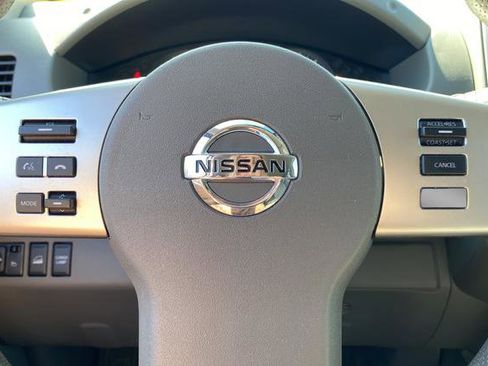 Used 2020 Nissan Frontier SV AWD/4WD image 15