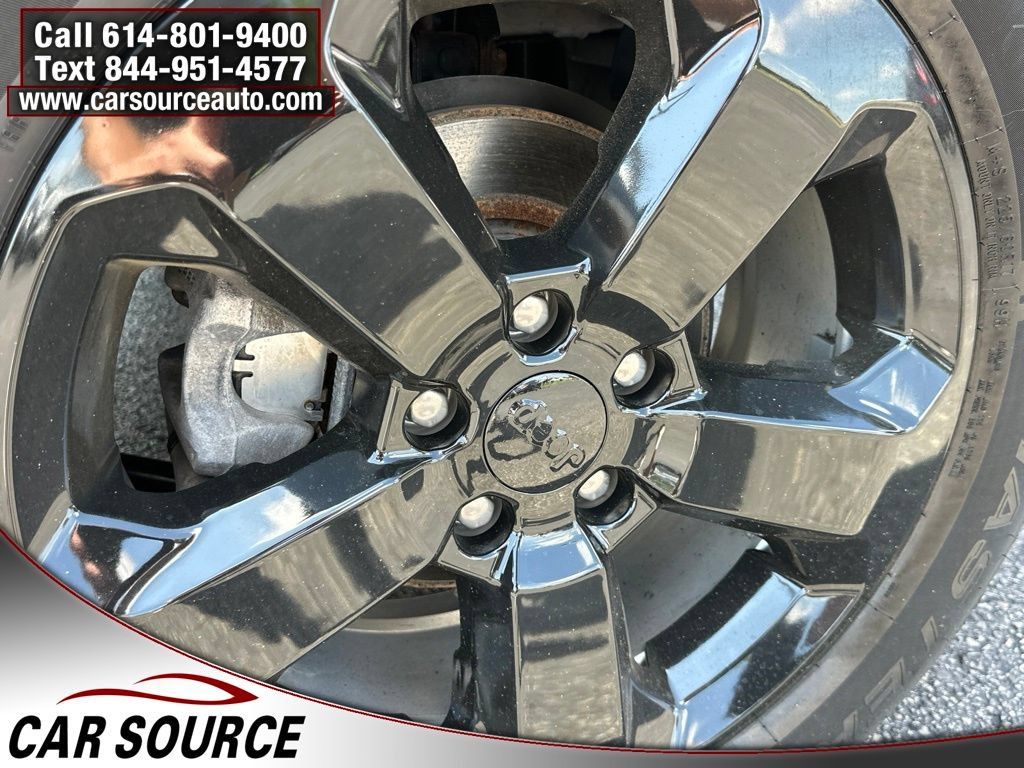 Used 2020 Jeep Compass Latitude FWD image 23
