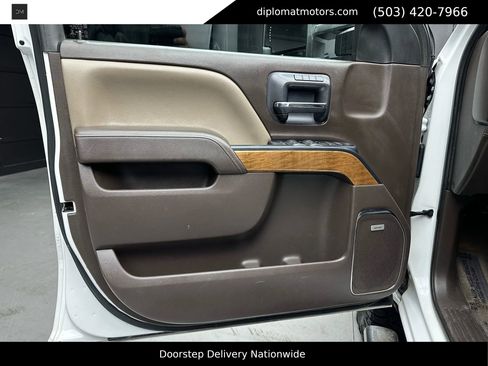 Used 2017 Chevrolet Silverado 1500 LTZ w/ Max Trailering Package image 35