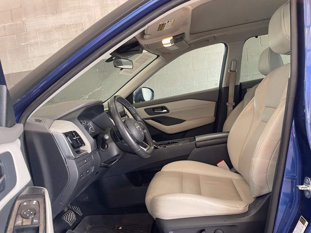Certified 2023 Nissan Rogue SV w/ SV Premium Package FWD image 10