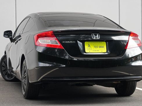 Used 2013 Honda Civic LX image 5